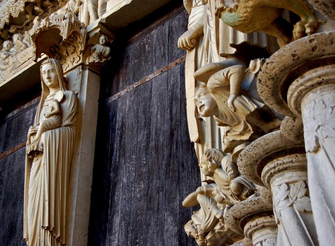Chartres and its magnificent cathedral: a journey through medieval france