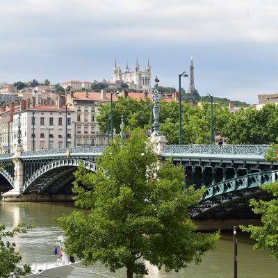 Lione