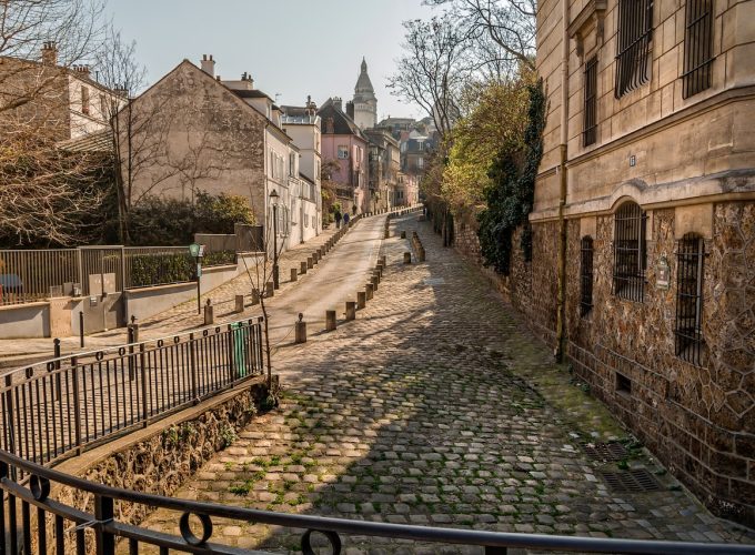 Montmartre Through the Eyes of a Local