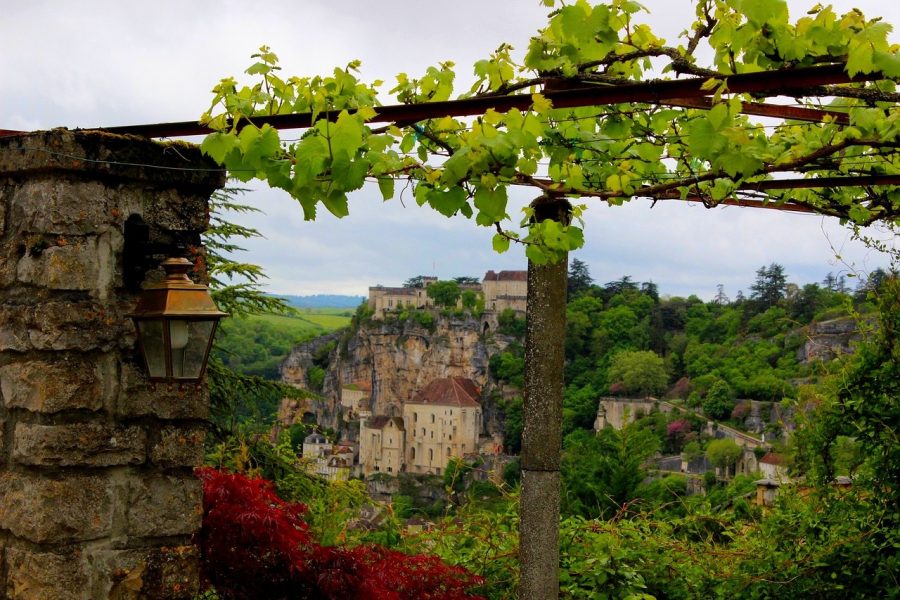 Exploring the mystical cliffs of rocamadour